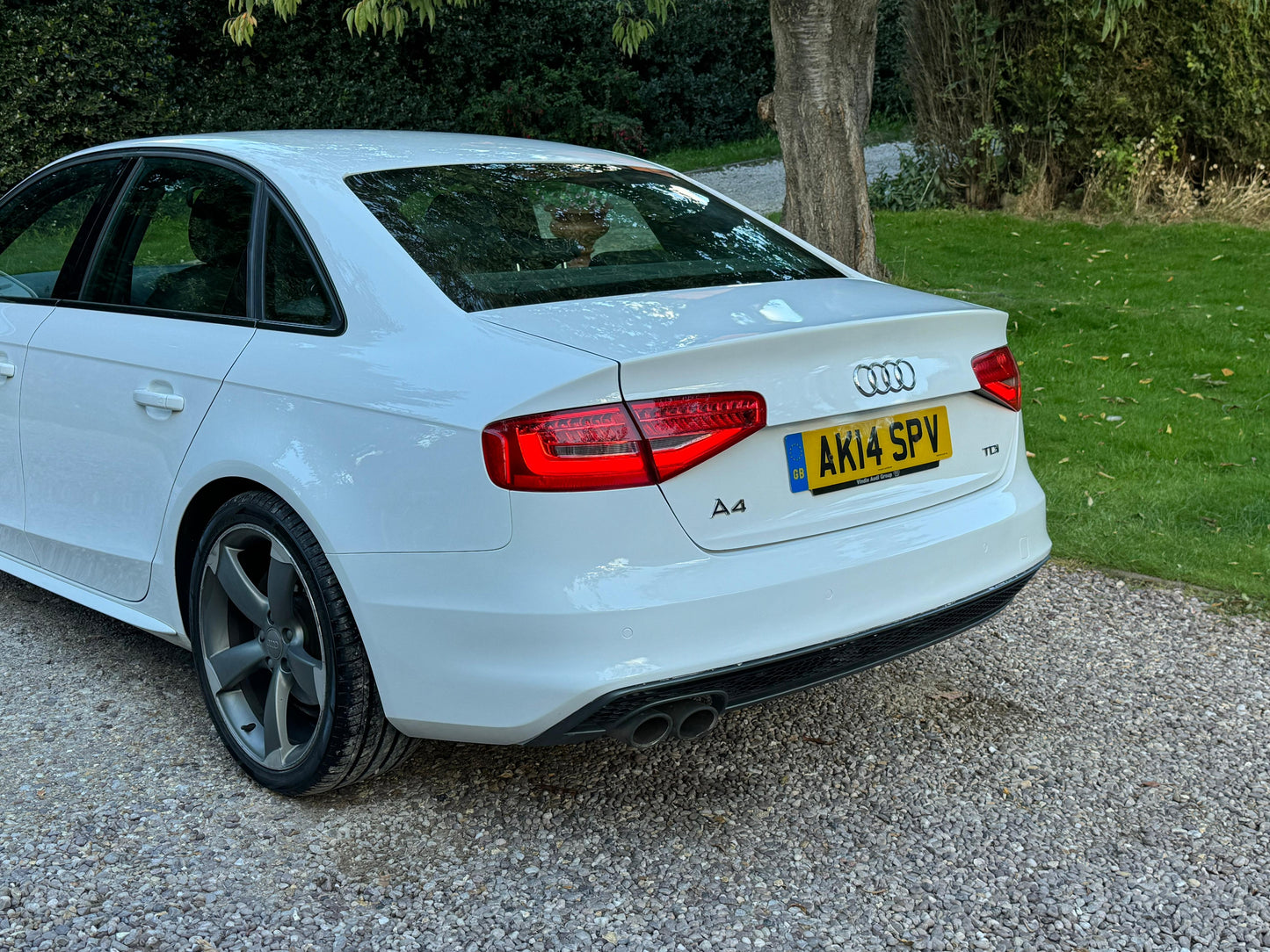 Audi A4, Black Edition, Saloon - AK14SPV