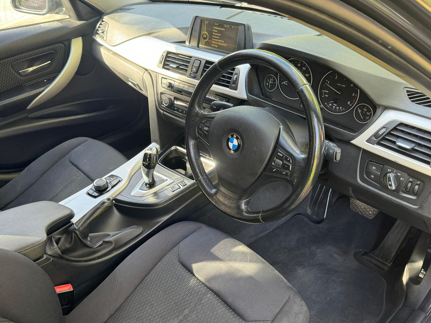 BMW 3 Series, 320d, Estate - FN63FOV