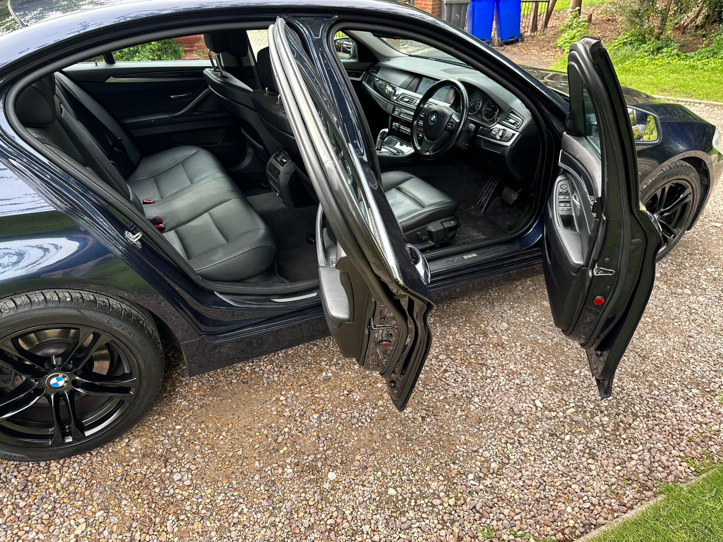 BMW 5 Series, 525d, Saloon - YH10ZJY