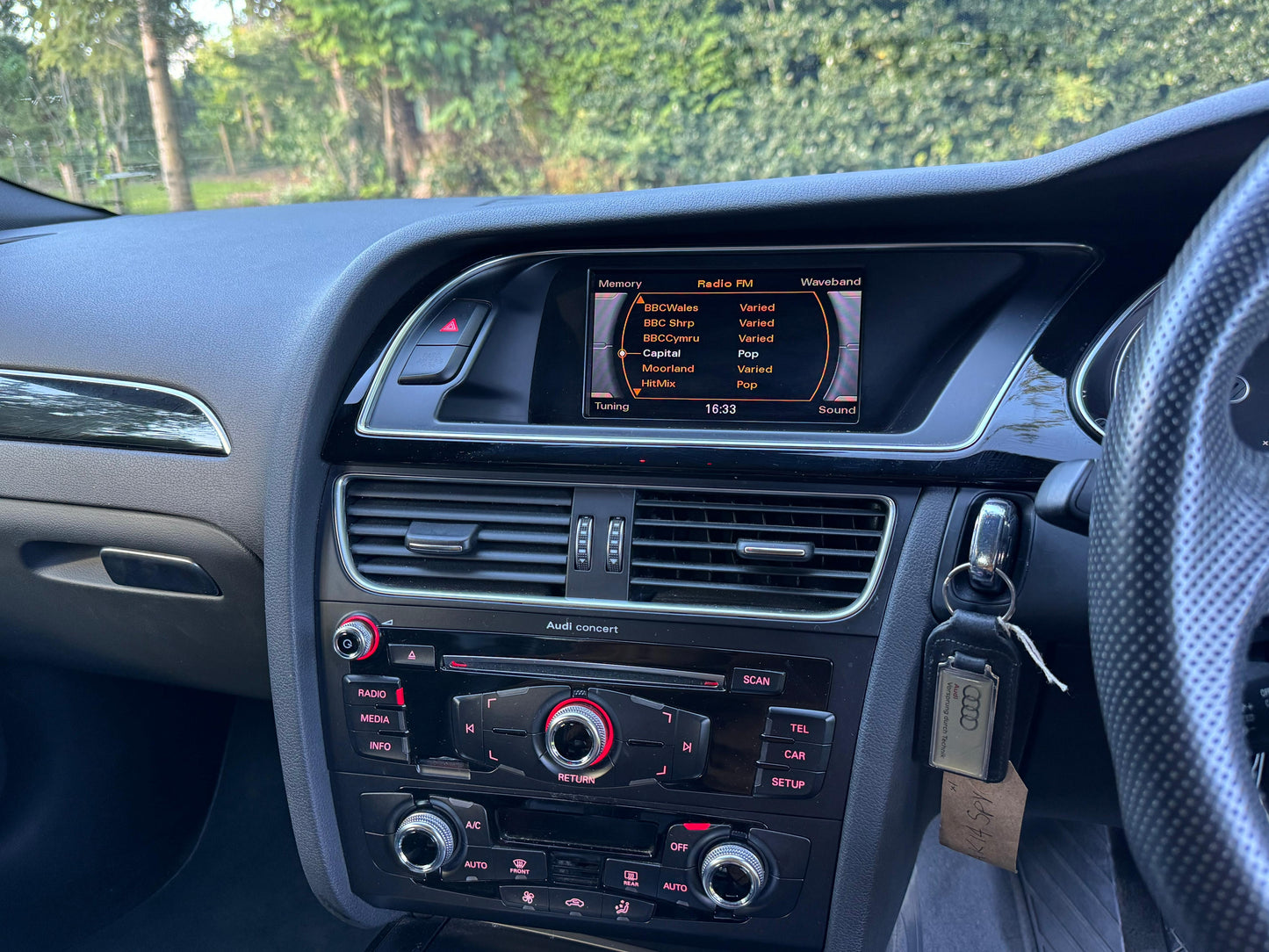 Audi A4, Black Edition, Saloon - AK14SPV