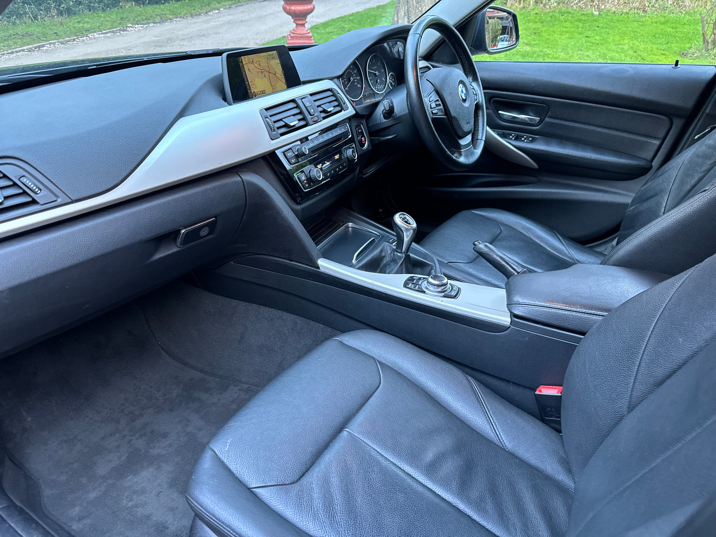 BMW 3 Series, ED, 320d, Saloon - YH65VNL