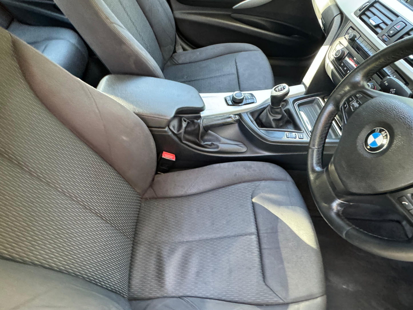 BMW 3 Series, 320d, Saloon - YT13OWZ