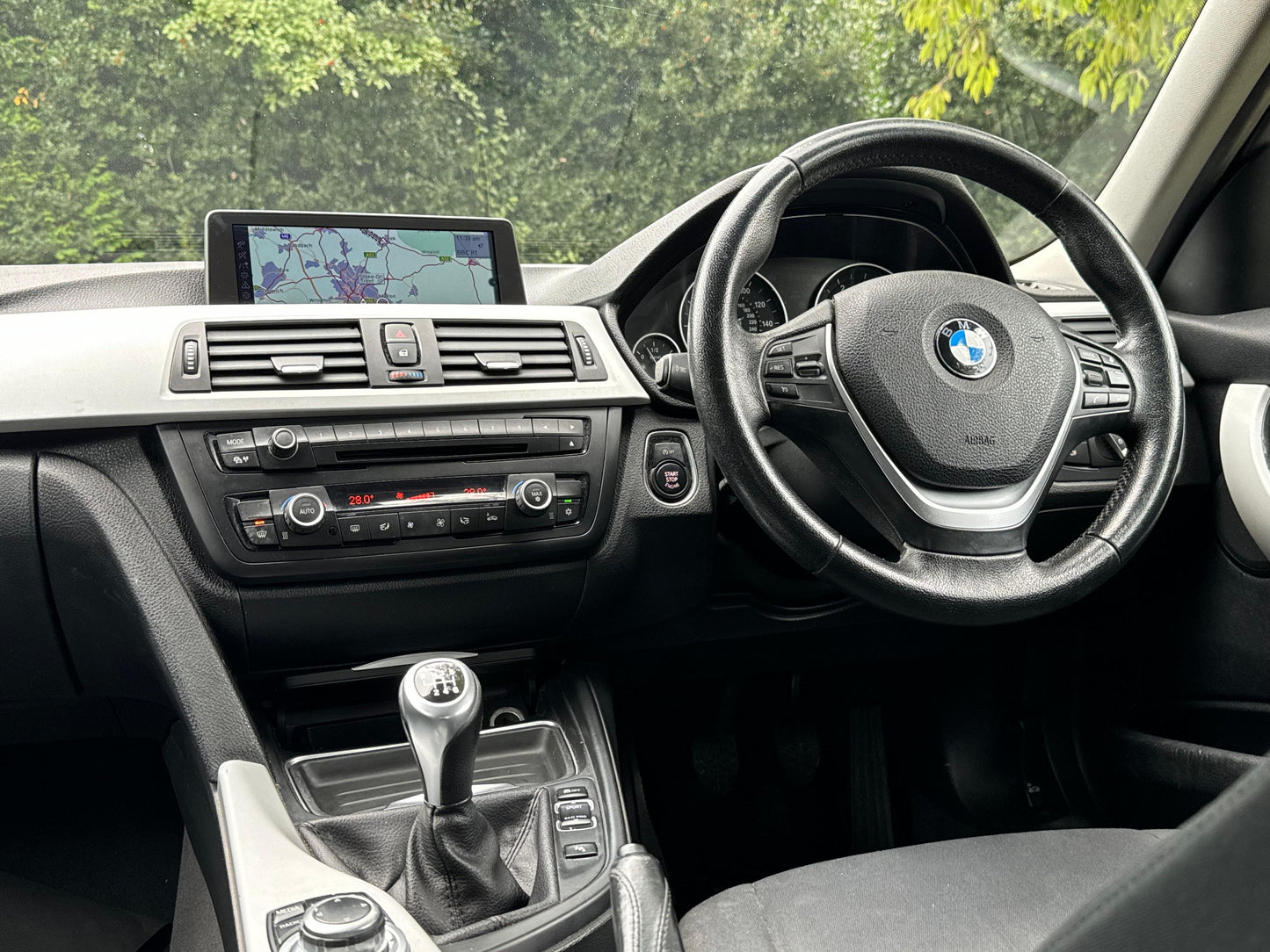 BMW 3 Series, 320d, Saloon - YE12AYH