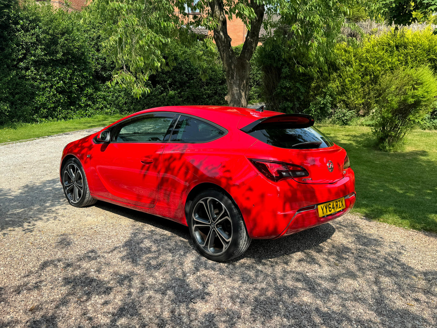 Vauxhall Astra GTC Limited Edition, Hatchback - YY64RZX