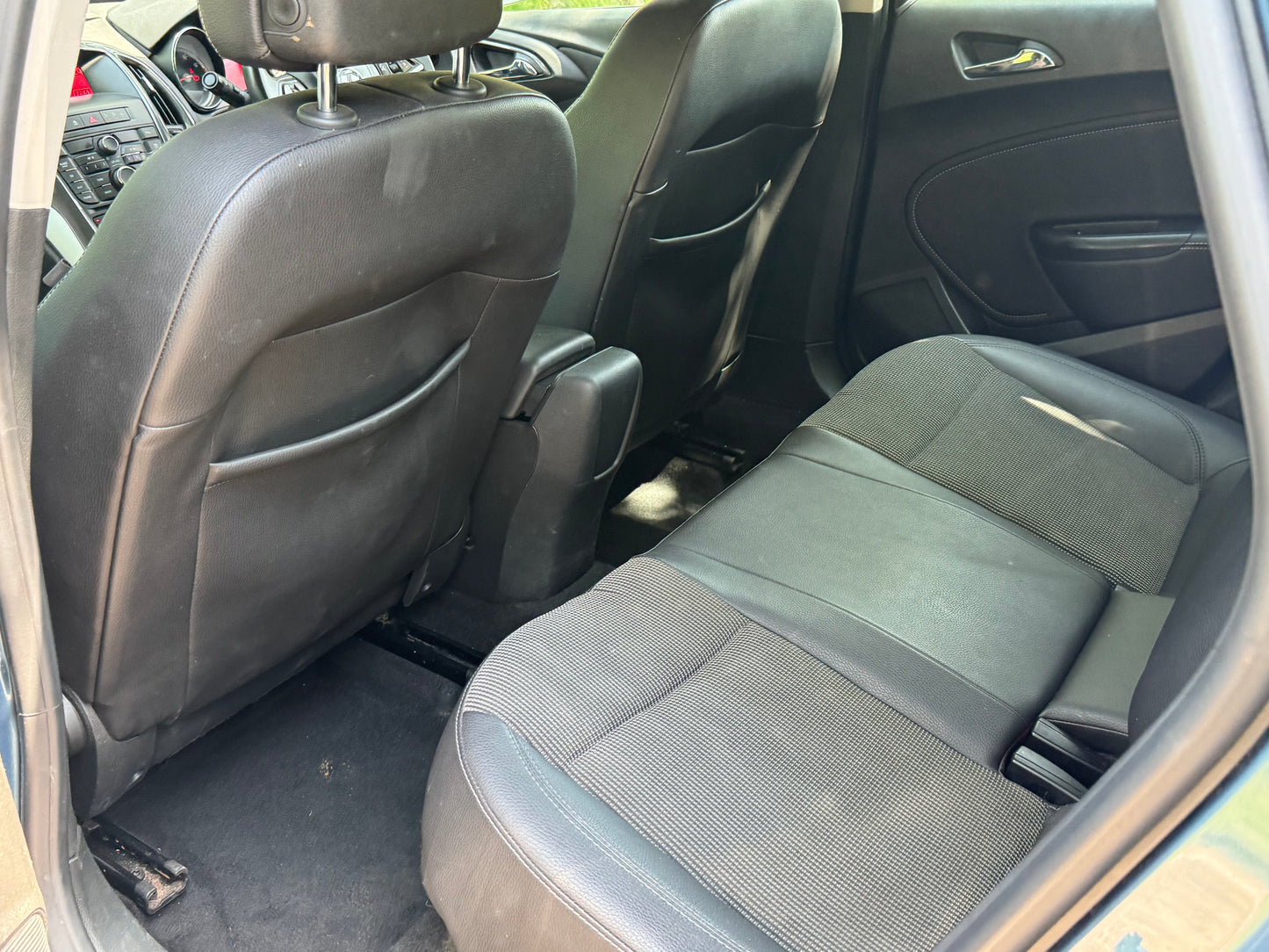 Vauxhall Astra, SE, Hatchback - LC13NBN
