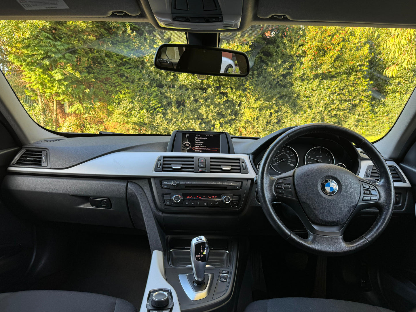 BMW 3 Series, 320d, Estate - YH62UPN