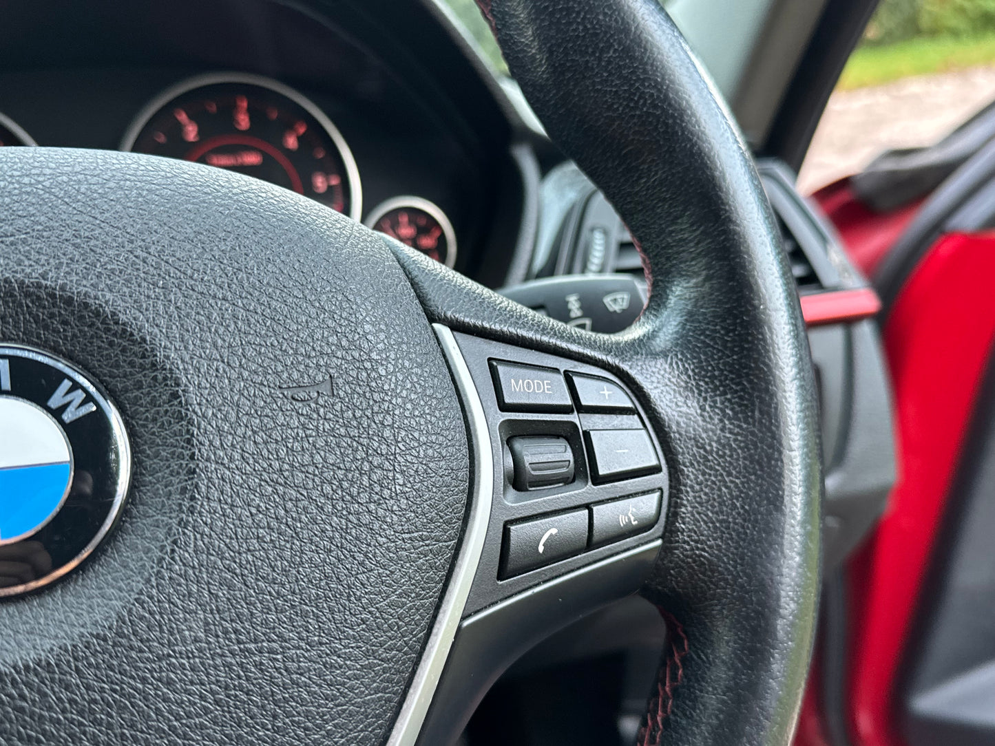 BMW 3 Series, Sport, 320d, Saloon - YK62OEU