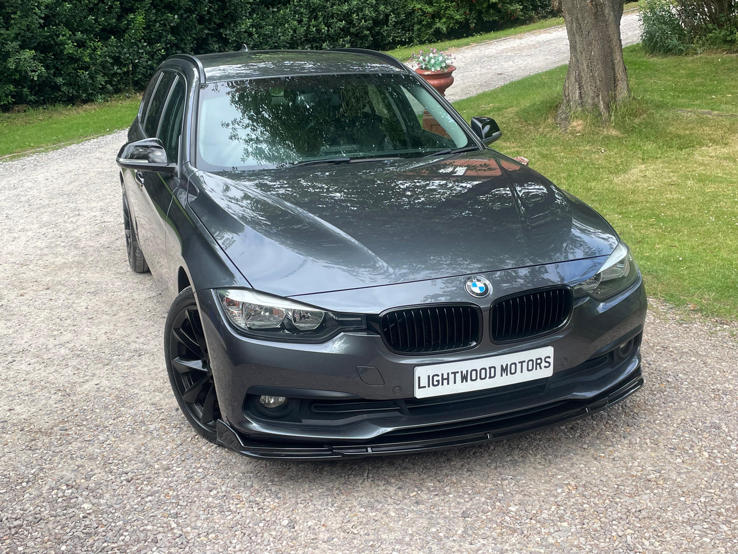 BMW 3 Series, SE, 318d, Estate - YG66SHJ