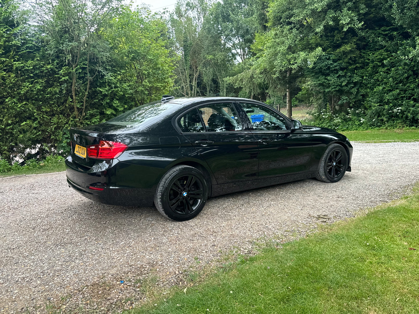 BMW 3 Series, Sport, 320d, Saloon - LD12UUA