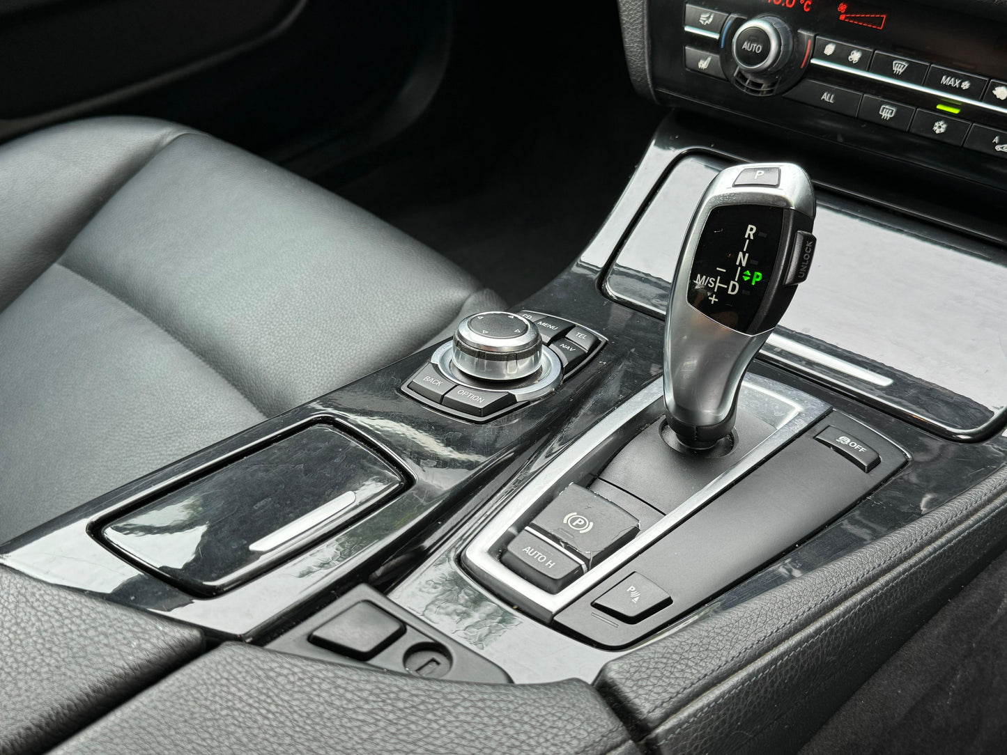 BMW 5 Series, 525d, Saloon - YH10ZJY