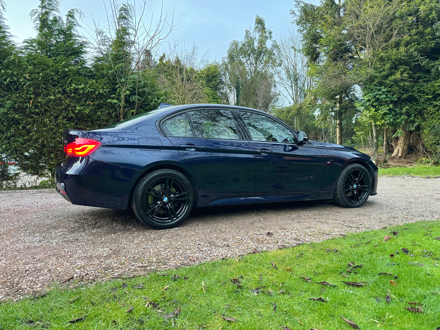 BMW 3 Series, M Sport, 330d, Individual, Saloon - WN16YVU