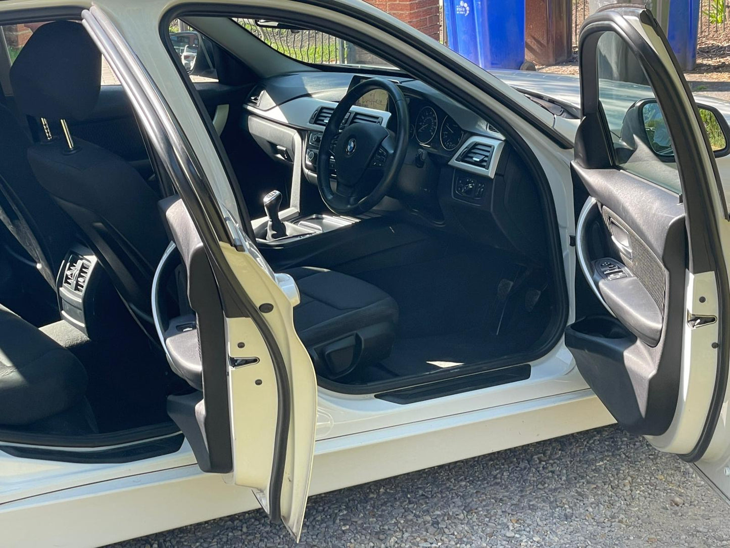 BMW 3 Series, SE, 318d, Saloon - HK65FCD