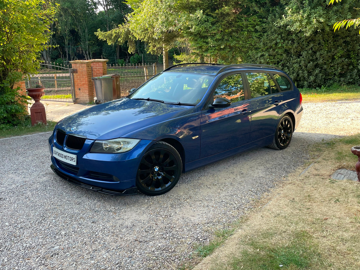 BMW 3 Series, SE, 318d, Estate - YG07PYD