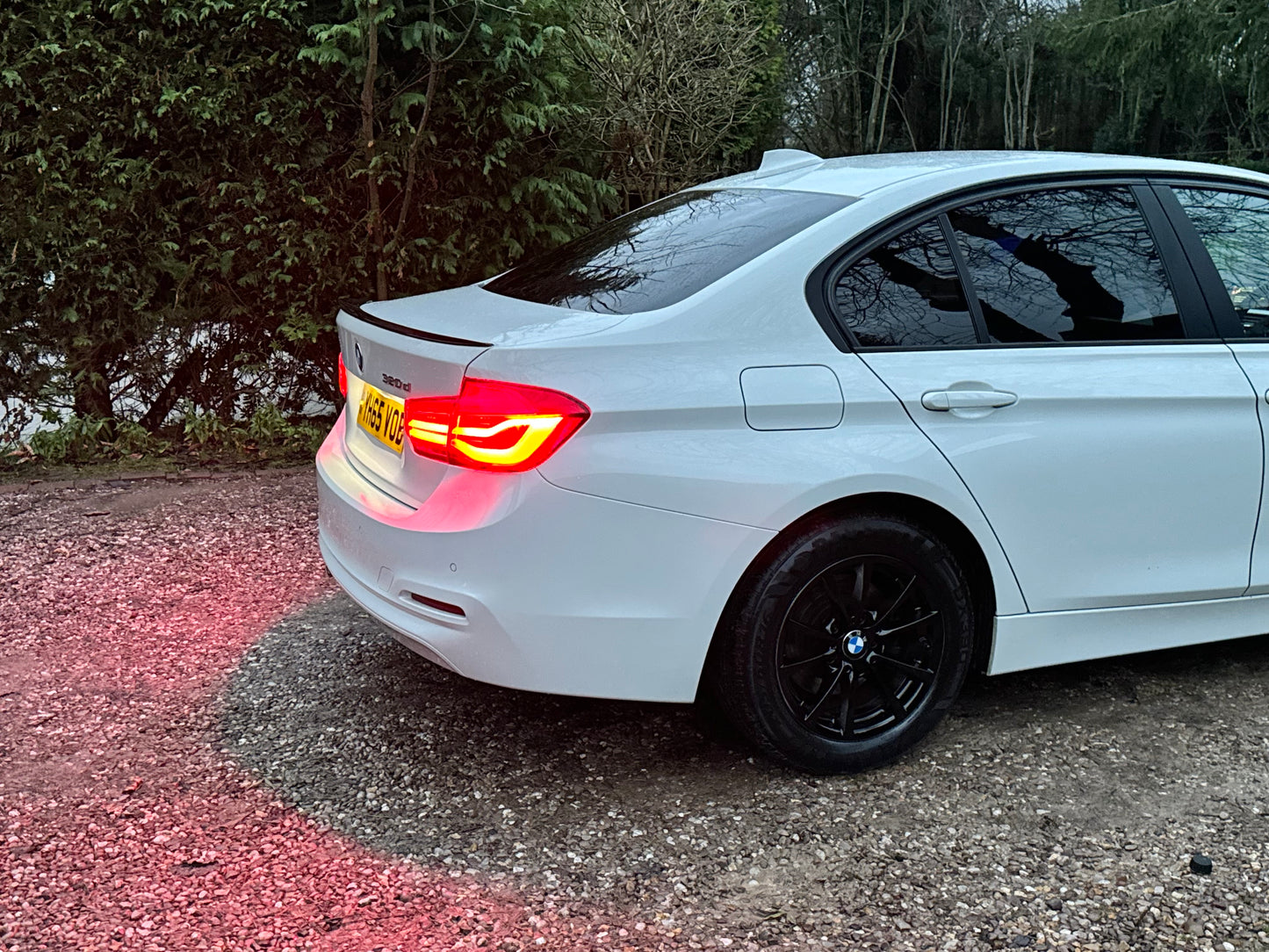 BMW 3 Series, 320d, Saloon - YH65VOB