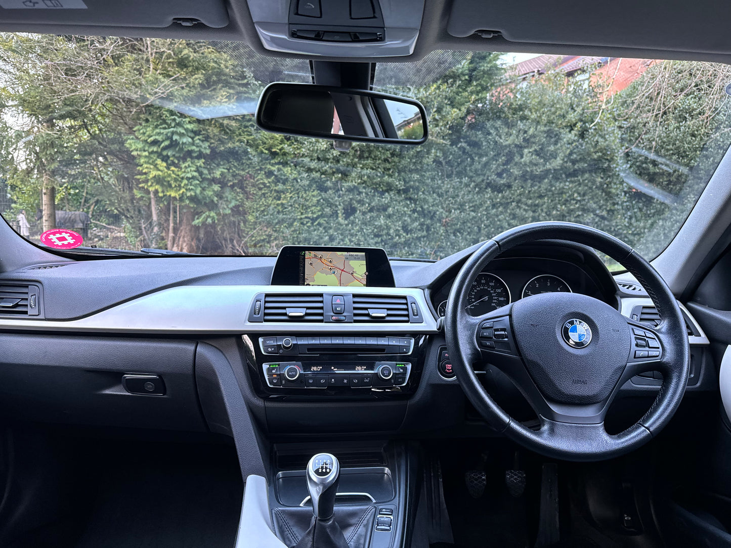 BMW 3 Series, ED, 320d, Saloon - YH65VNL