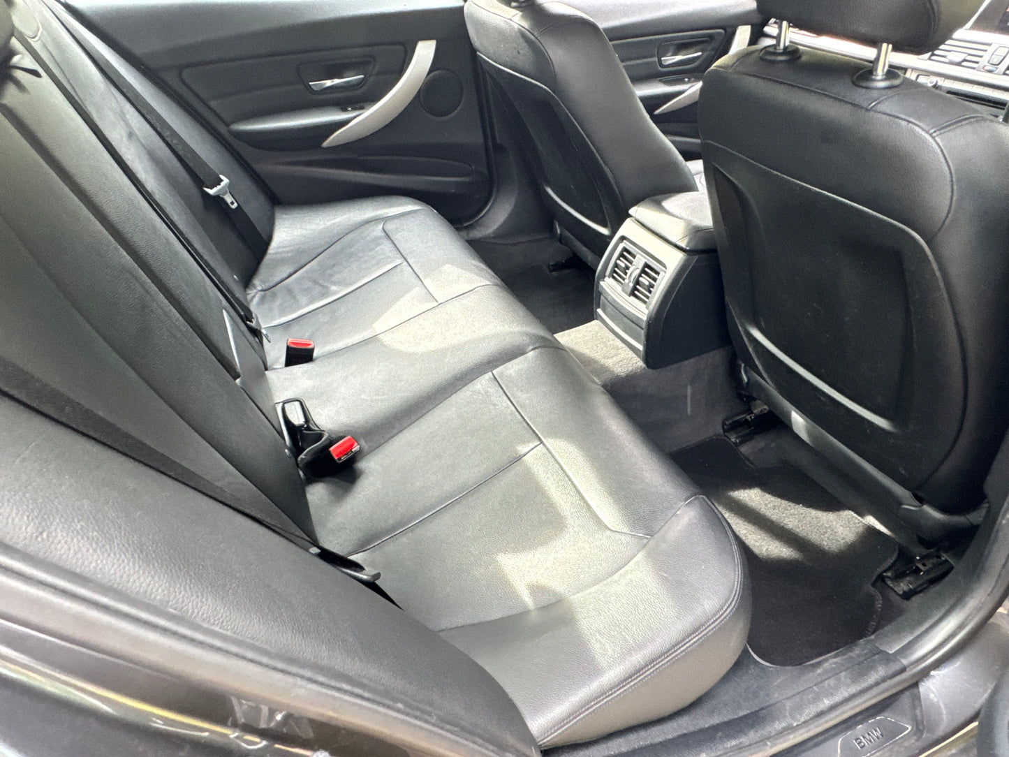 BMW 3 Series, ED, 320d, Saloon - VO15FKA