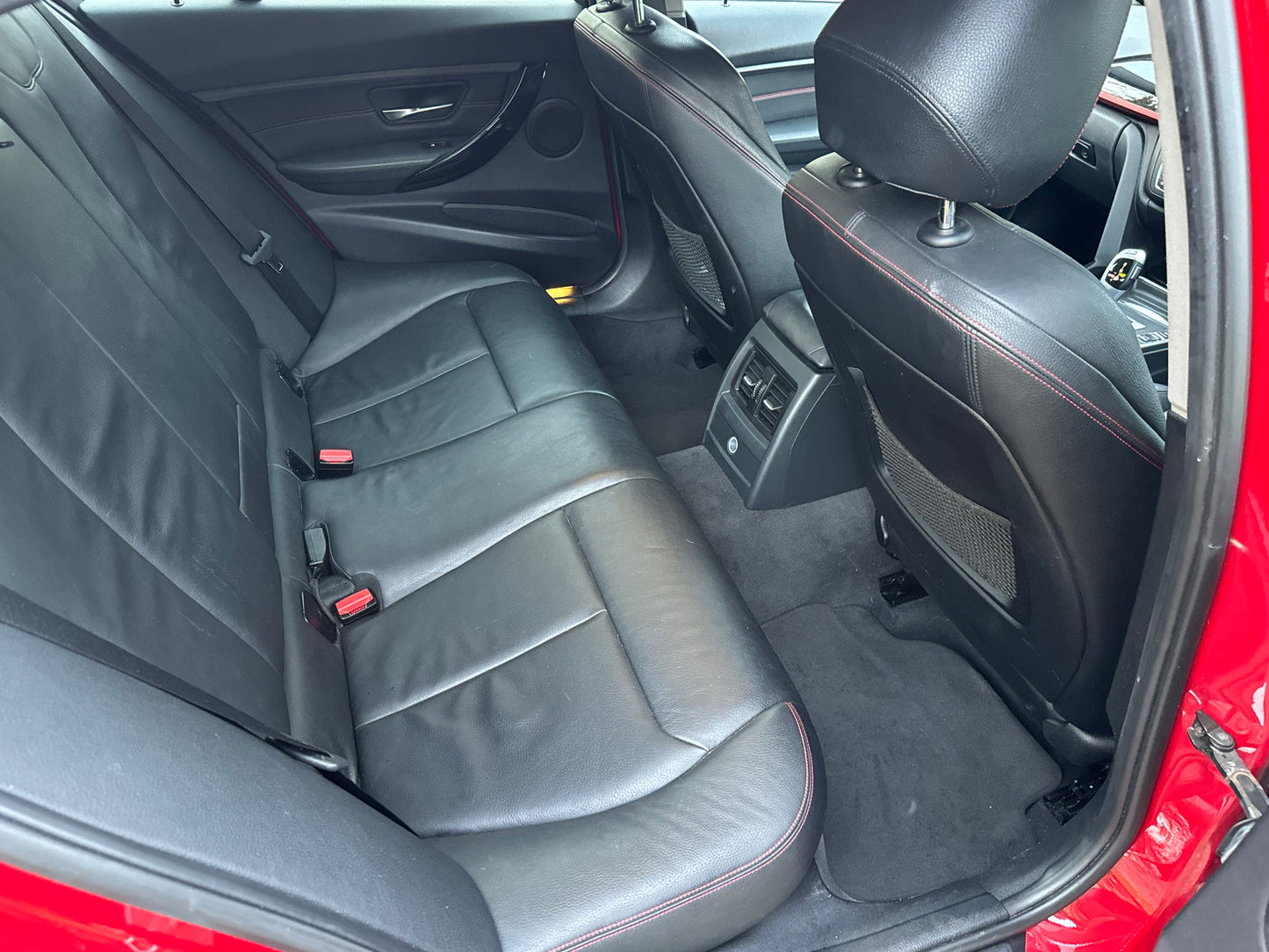 BMW 3 Series, Sport, 320d, Saloon - YK62OEU