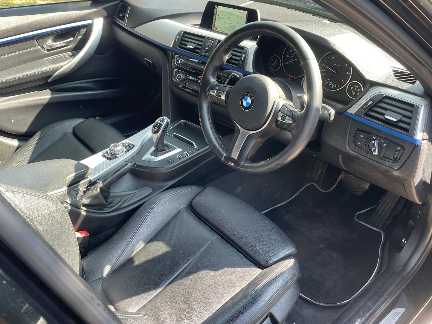 BMW 3 Series, M Sport, 330d, Saloon - YF16UHC