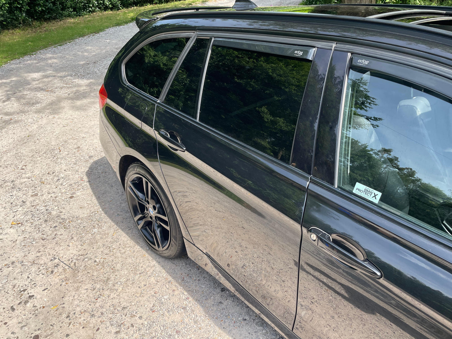 BMW 3 Series, Luxury, xDrive, 320d, Estate - YJ63EZM