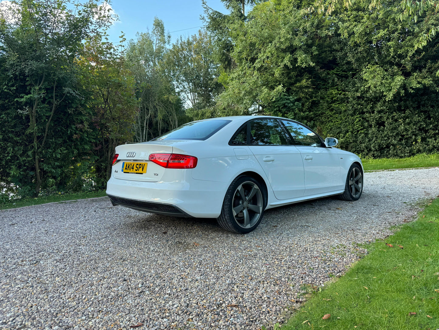Audi A4, Black Edition, Saloon - AK14SPV