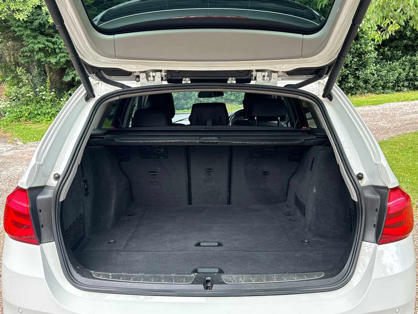 BMW 3 Series, Sport, 320d, Estate - YH66ZTJ