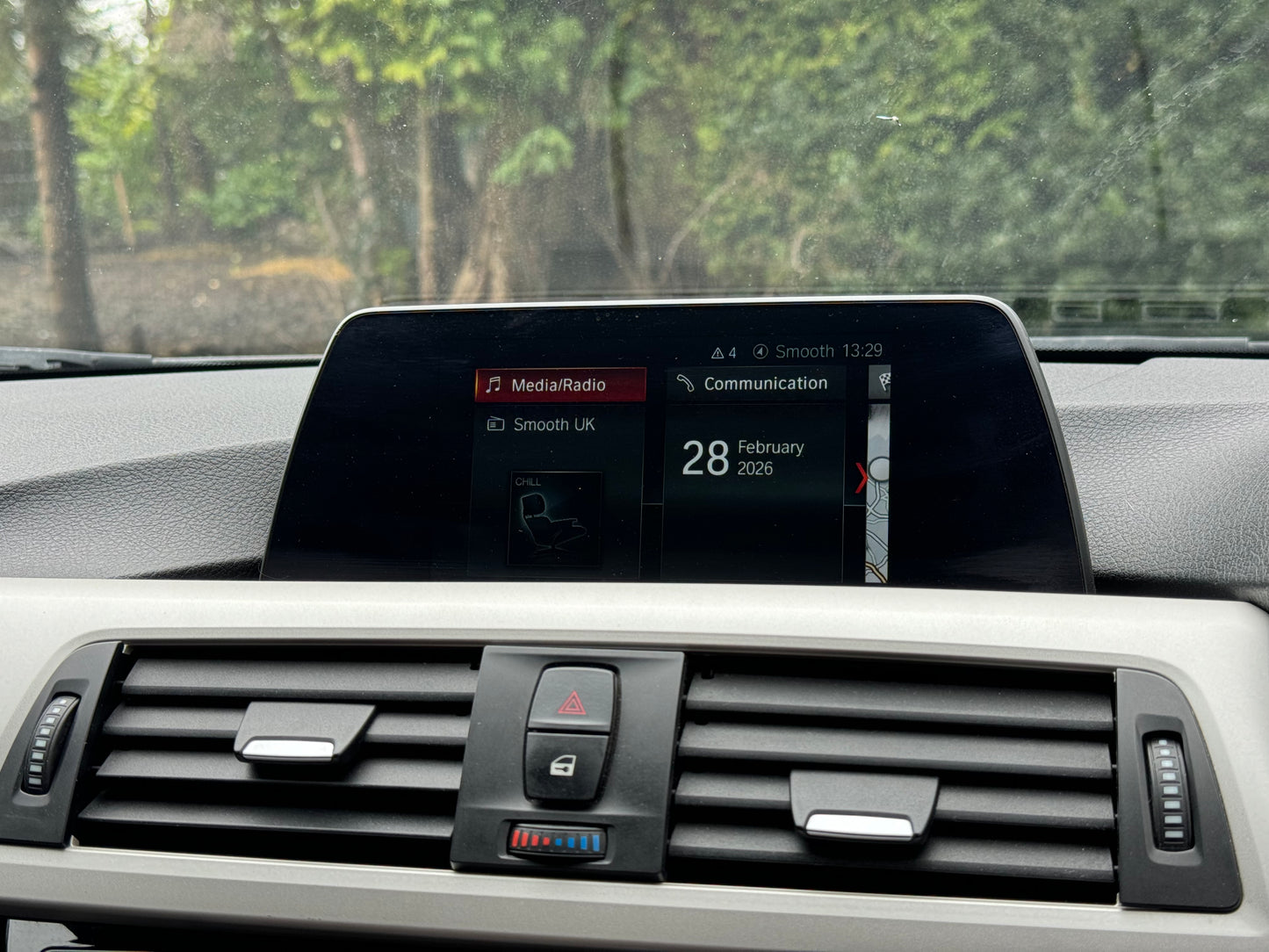 BMW 3 Series, SE, 318d, Estate - YK68NOJ