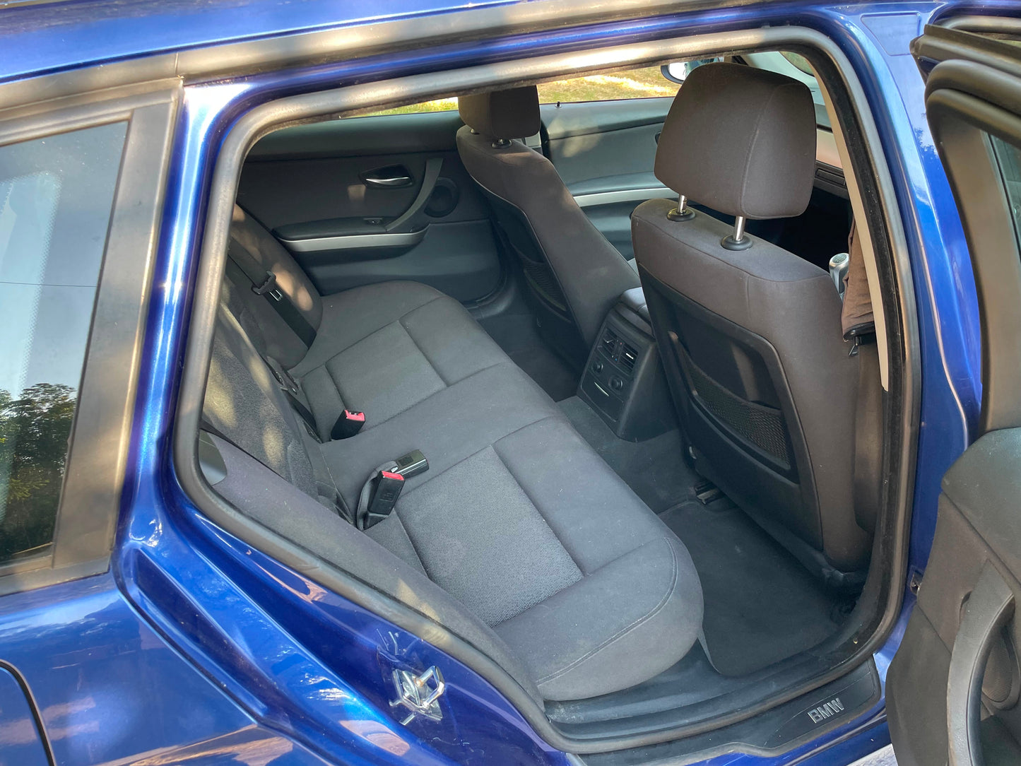 BMW 3 Series, SE, 318d, Estate - YG07PYD