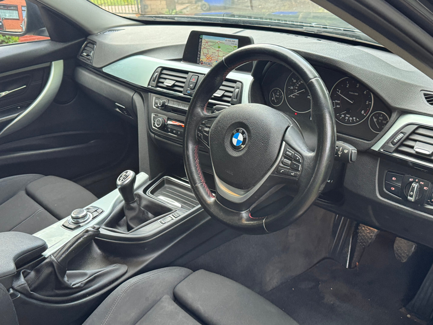 BMW 3 Series, Sport, 320d, Saloon - DN64YBV