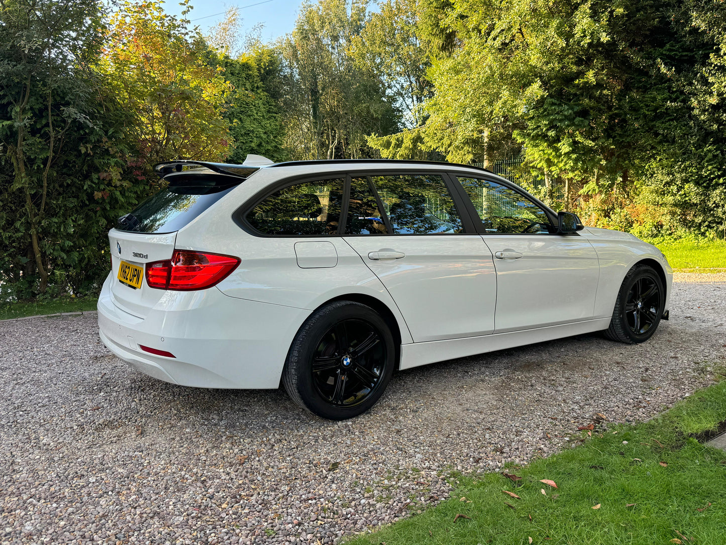 BMW 3 Series, 320d, Estate - YH62UPN