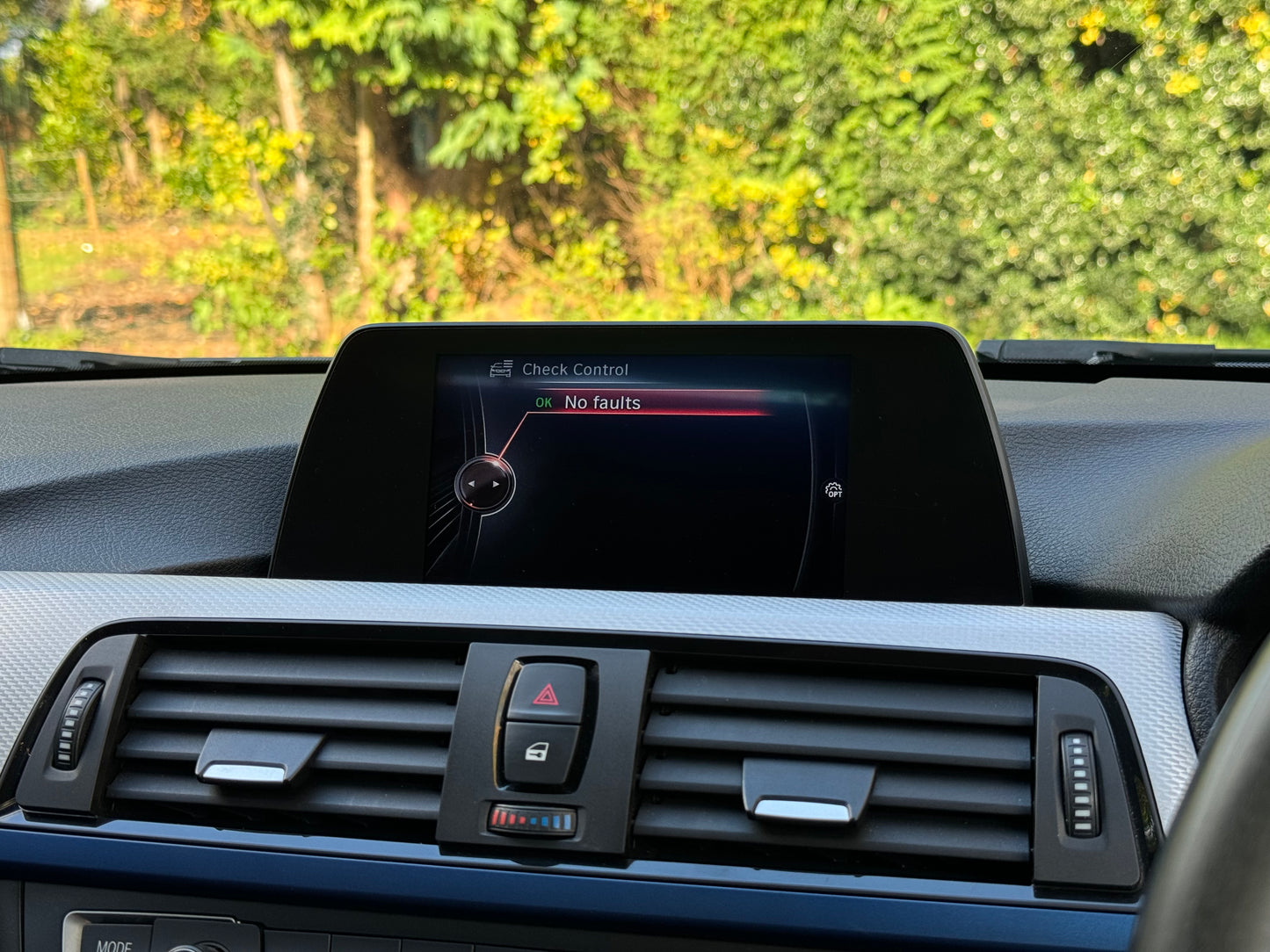 BMW 3 Series, M Sport, 318d, Saloon - YE14LWM