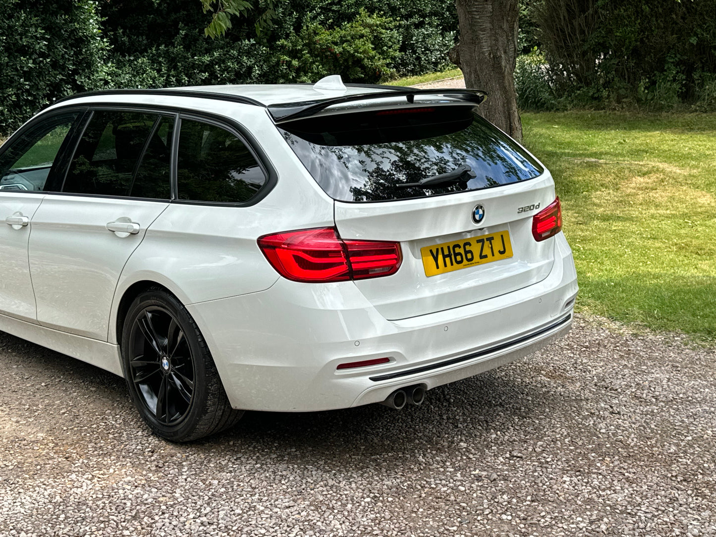 BMW 3 Series, Sport, 320d, Estate - YH66ZTJ