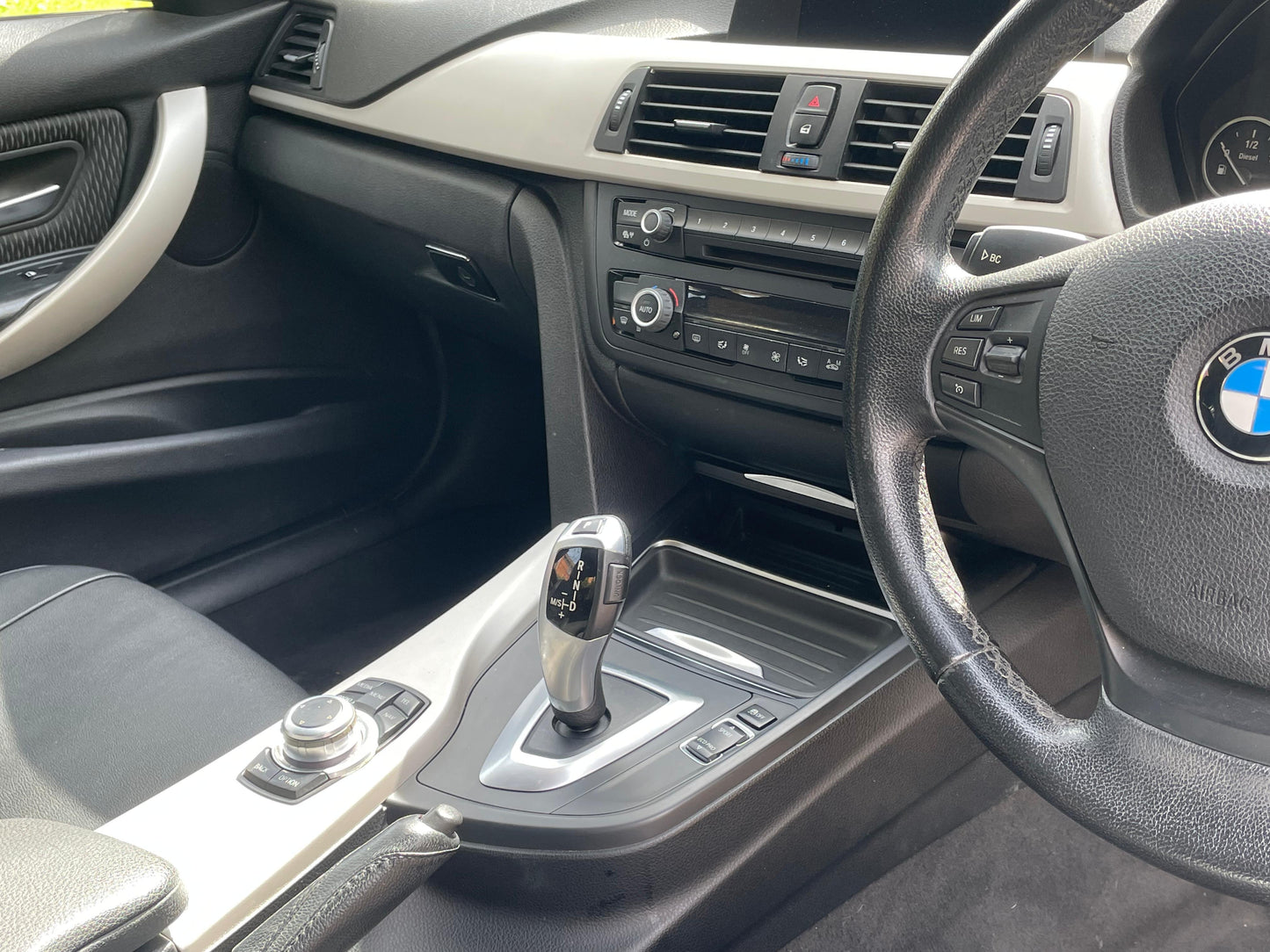 BMW 3 Series, ED, 320d, Saloon - NL65KLF
