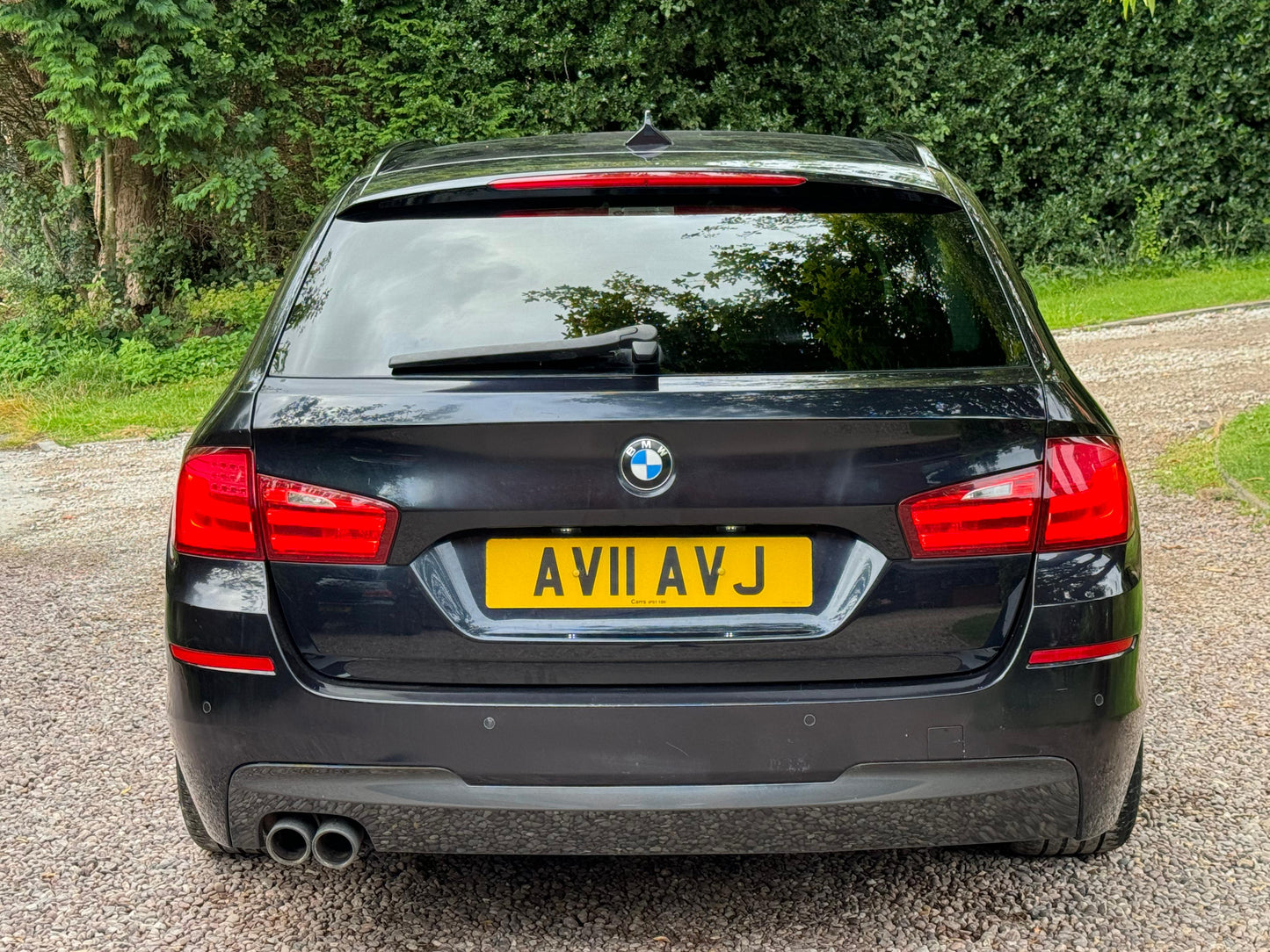 BMW 5 Series M Sport, Estate - AV11AVJ