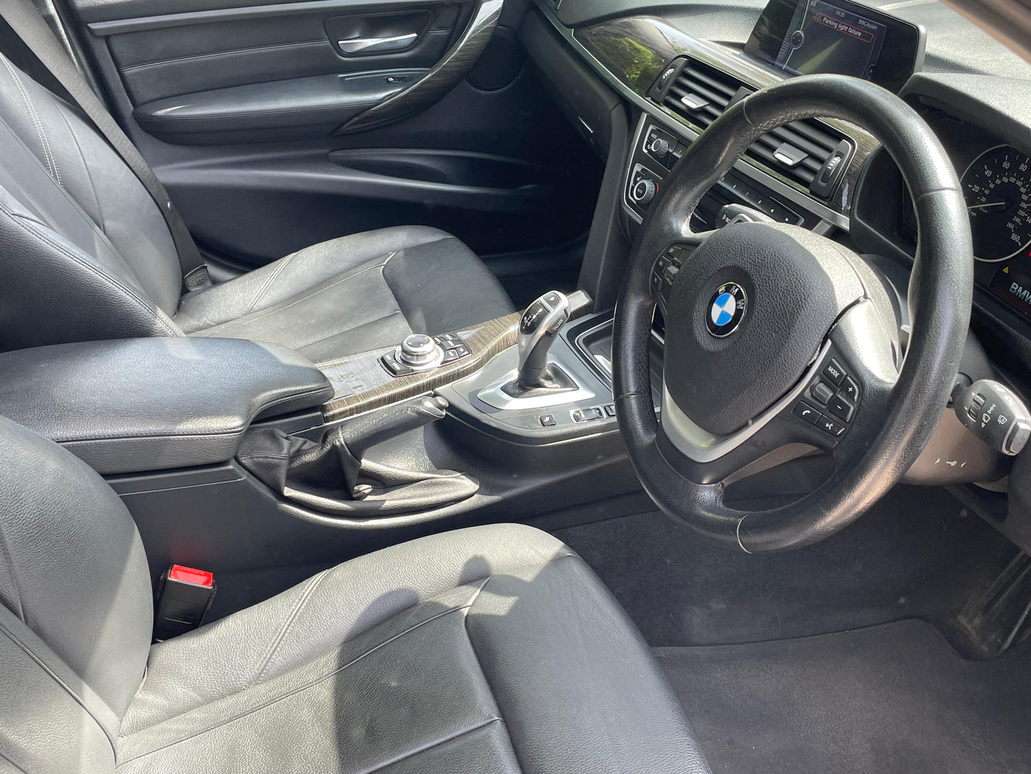 BMW 3 Series, Luxury, xDrive, 320d, Estate - YJ63EZM