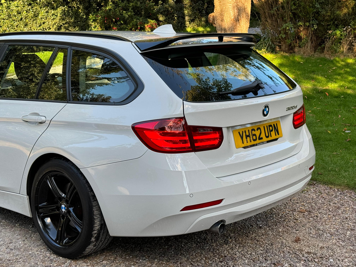BMW 3 Series, 320d, Estate - YH62UPN