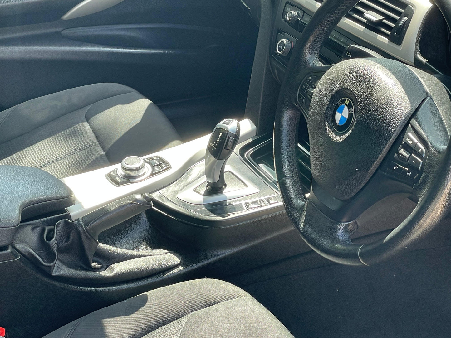 BMW 3 Series, ED, 320d, Saloon - YG15LBX