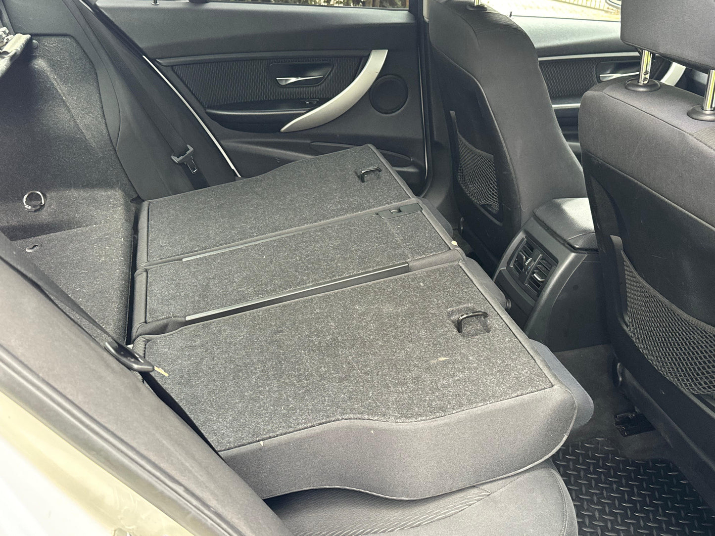 BMW 3 Series, 320d, Saloon - YE12AYH