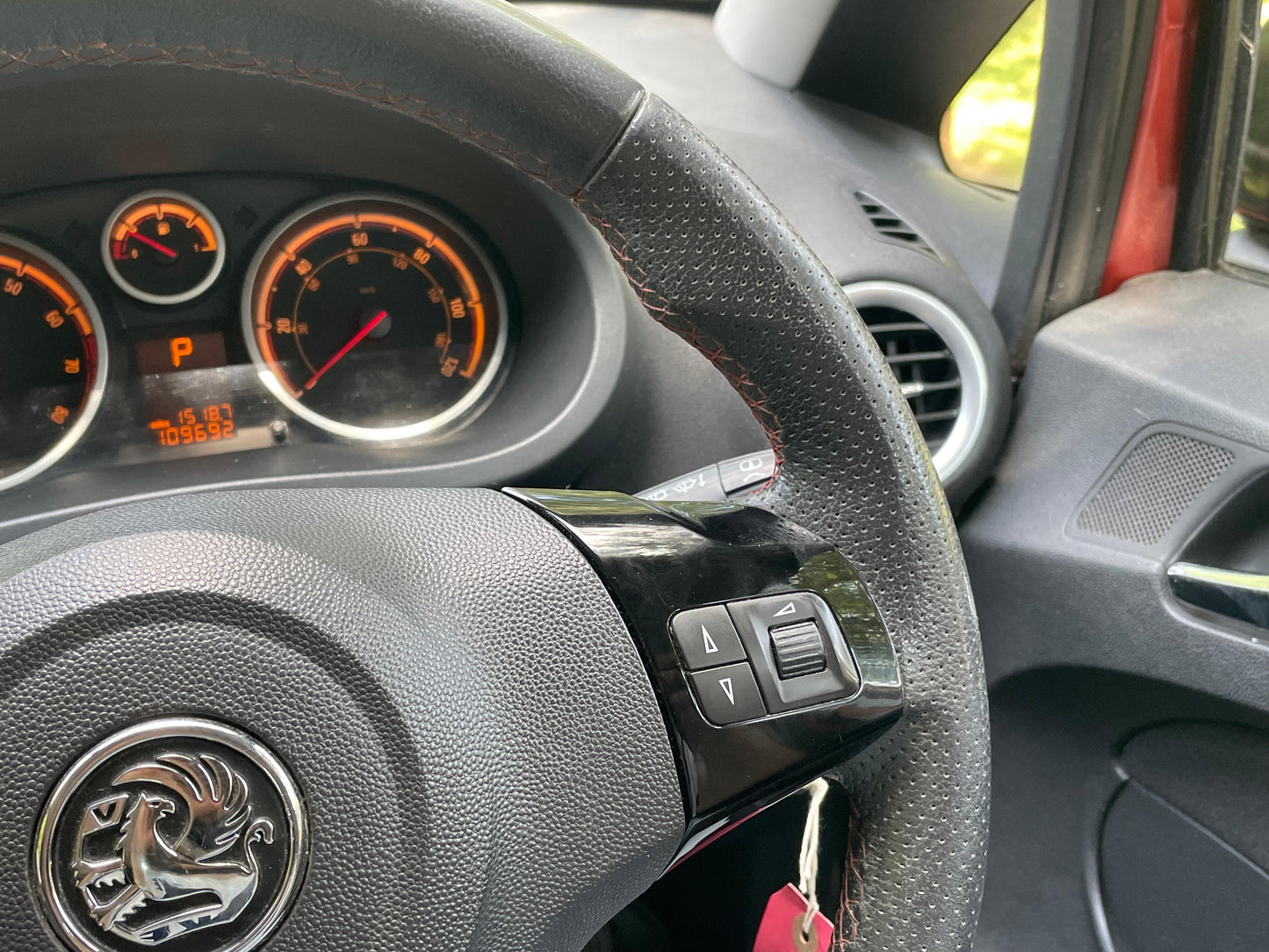 Vauxhall Corsa, SXi, Hatchback - LV11YGW