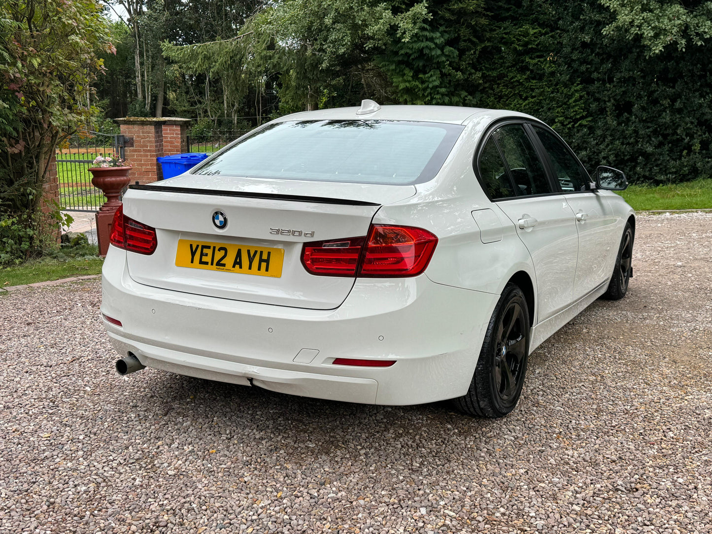 BMW 3 Series, 320d, Saloon - YE12AYH