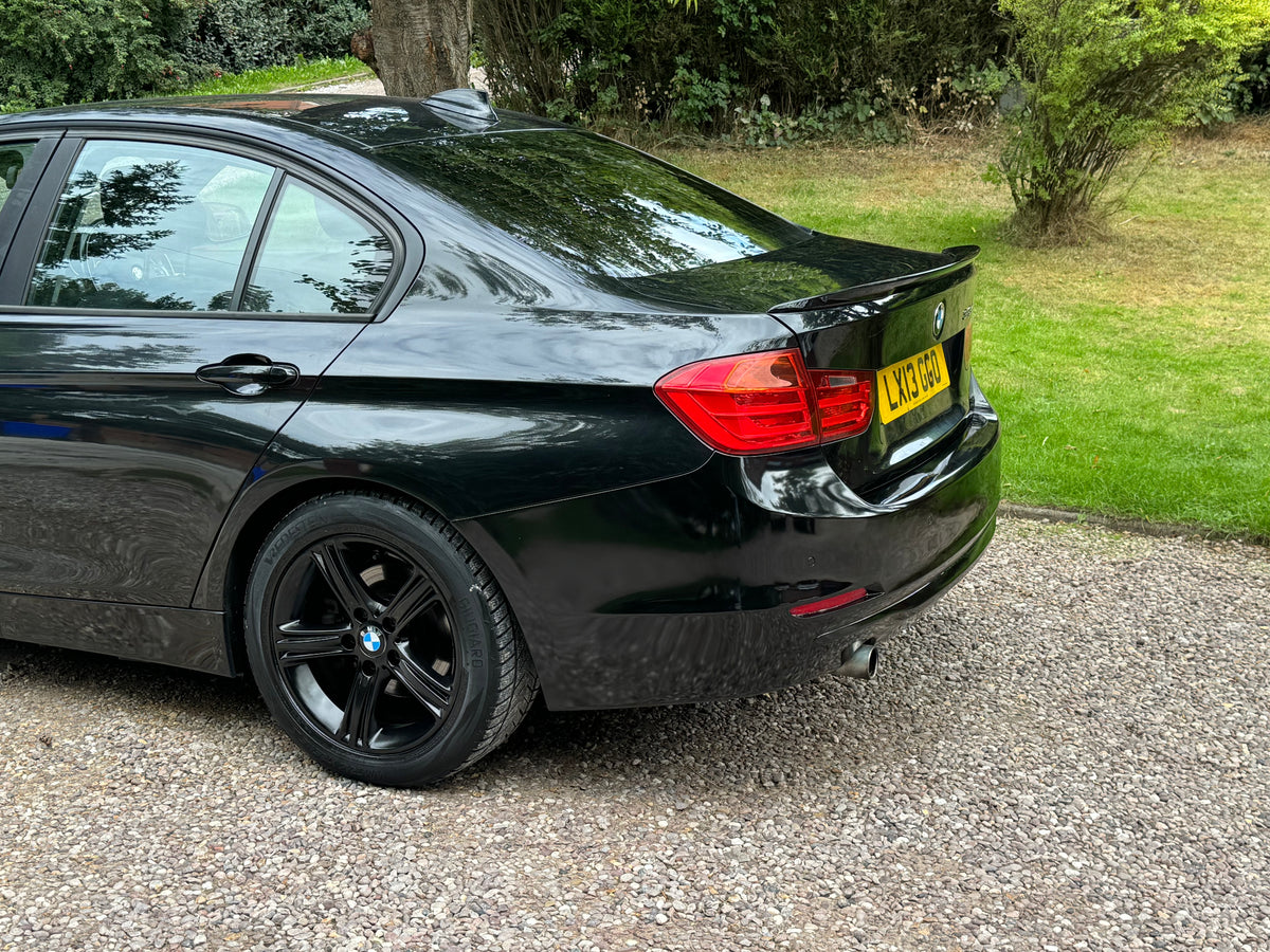 BMW 3 Series, SE, 318d, Saloon - LX13GGO