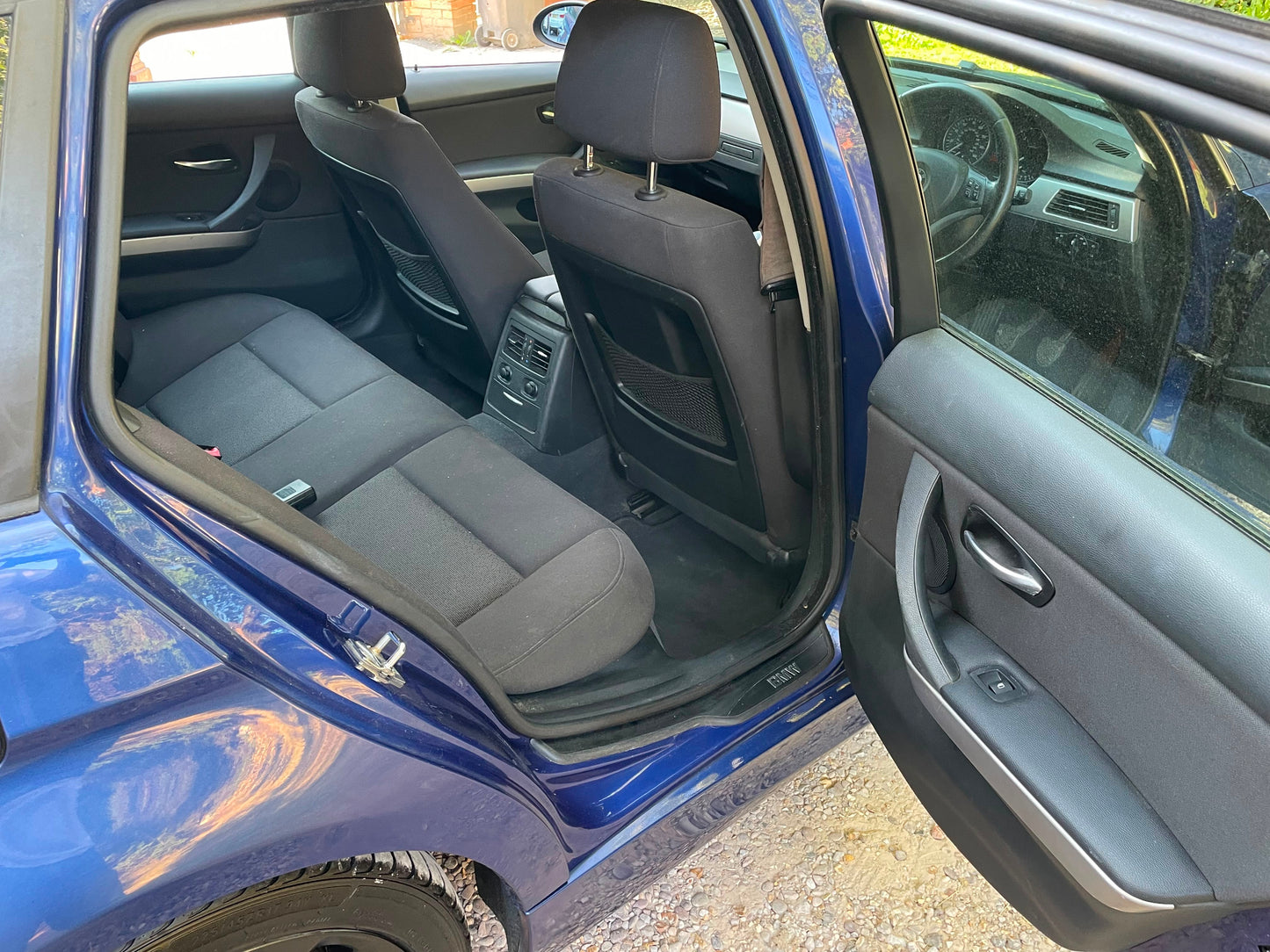 BMW 3 Series, SE, 318d, Estate - YG07PYD
