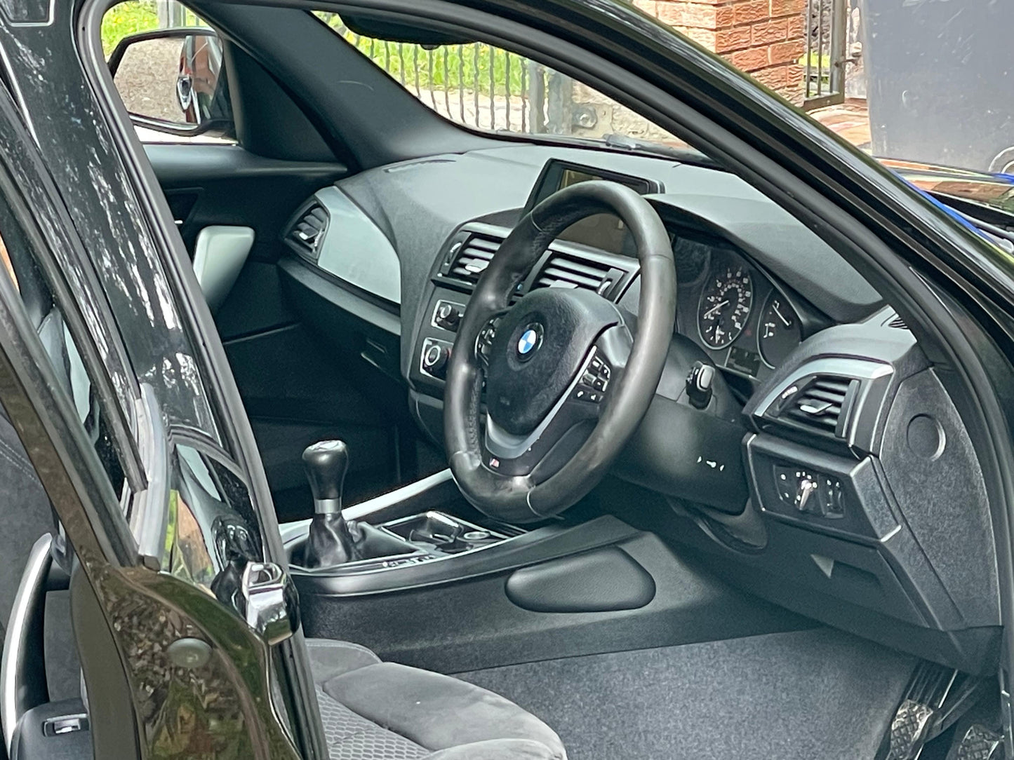 BMW 1 Series, M Sport, 118d, Hatchback - YG62PNX