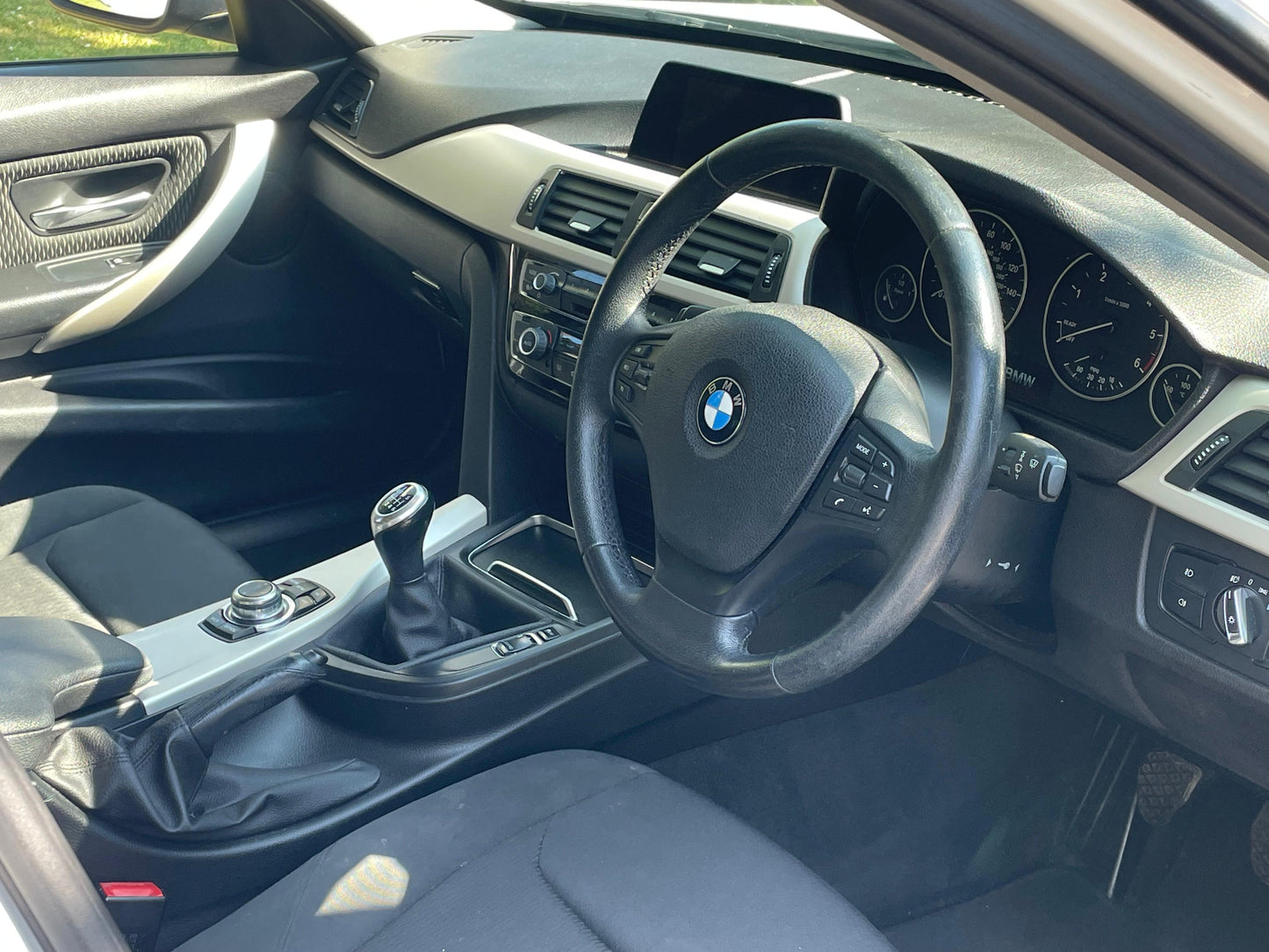 BMW 3 Series, SE, 318d, Saloon - HK65FCD