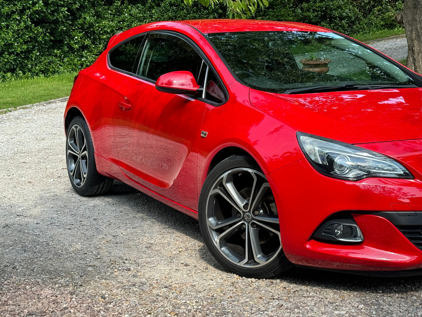 Vauxhall Astra GTC Limited Edition, Hatchback - YY64RZX