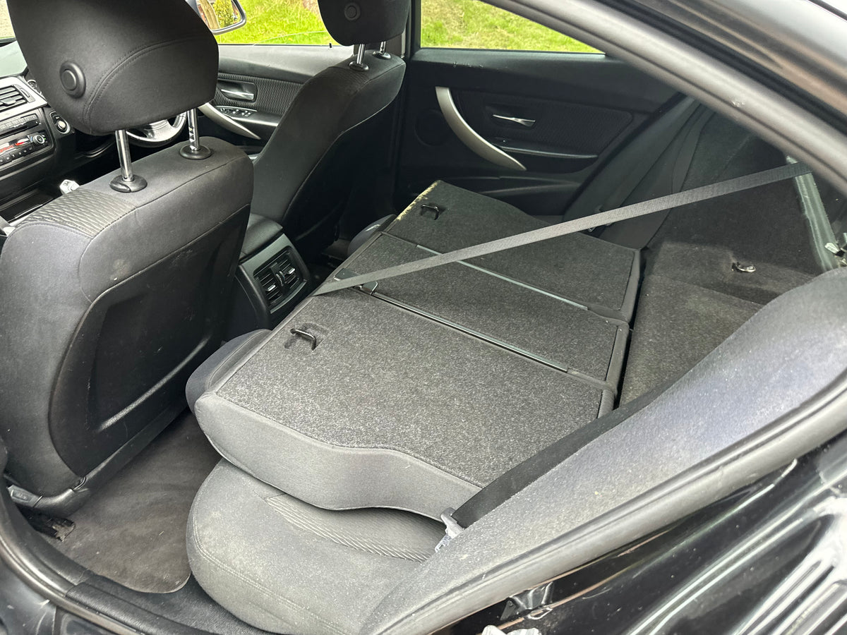 BMW 3 Series, SE, 318d, Saloon - LX13GGO