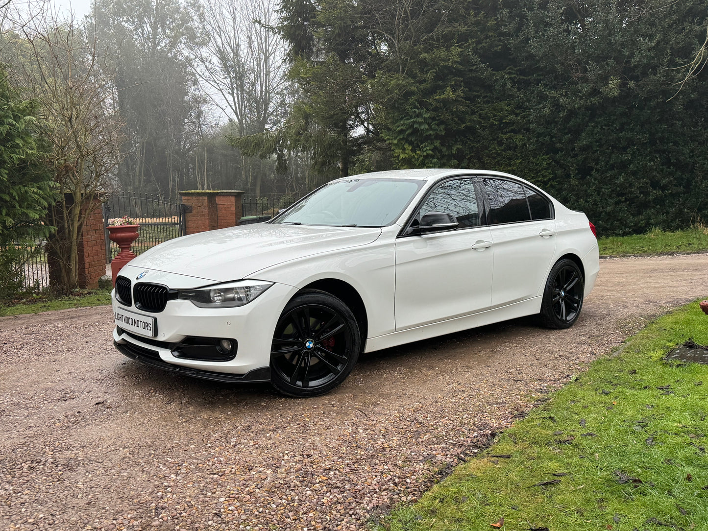 BMW 3 Series, Sport, 320d, xDrive, Saloon - YG14JZC