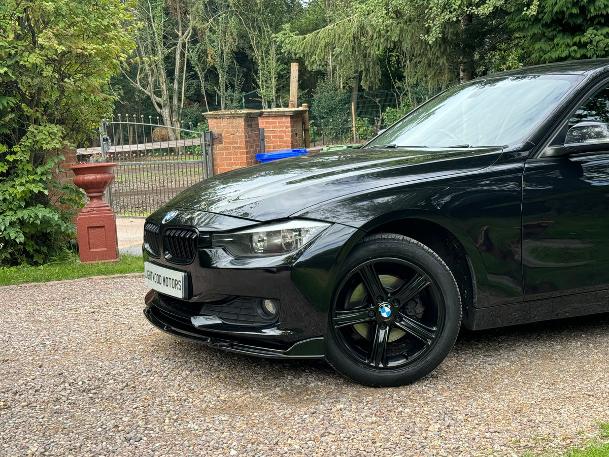 BMW 3 Series, SE, 318d, Saloon - LX13GGO
