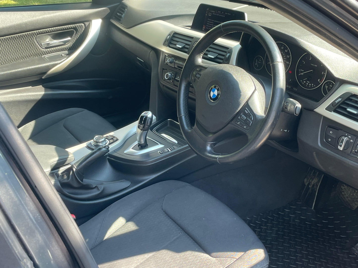 BMW 3 Series, ES, 316d, Saloon - DP15UCV
