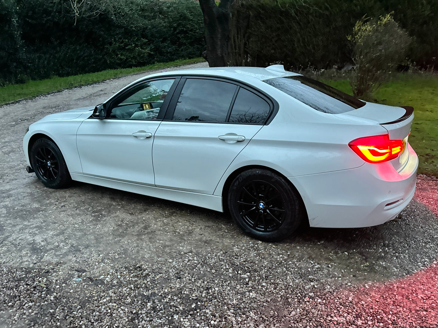 BMW 3 Series, 320d, Saloon - YH65VOB