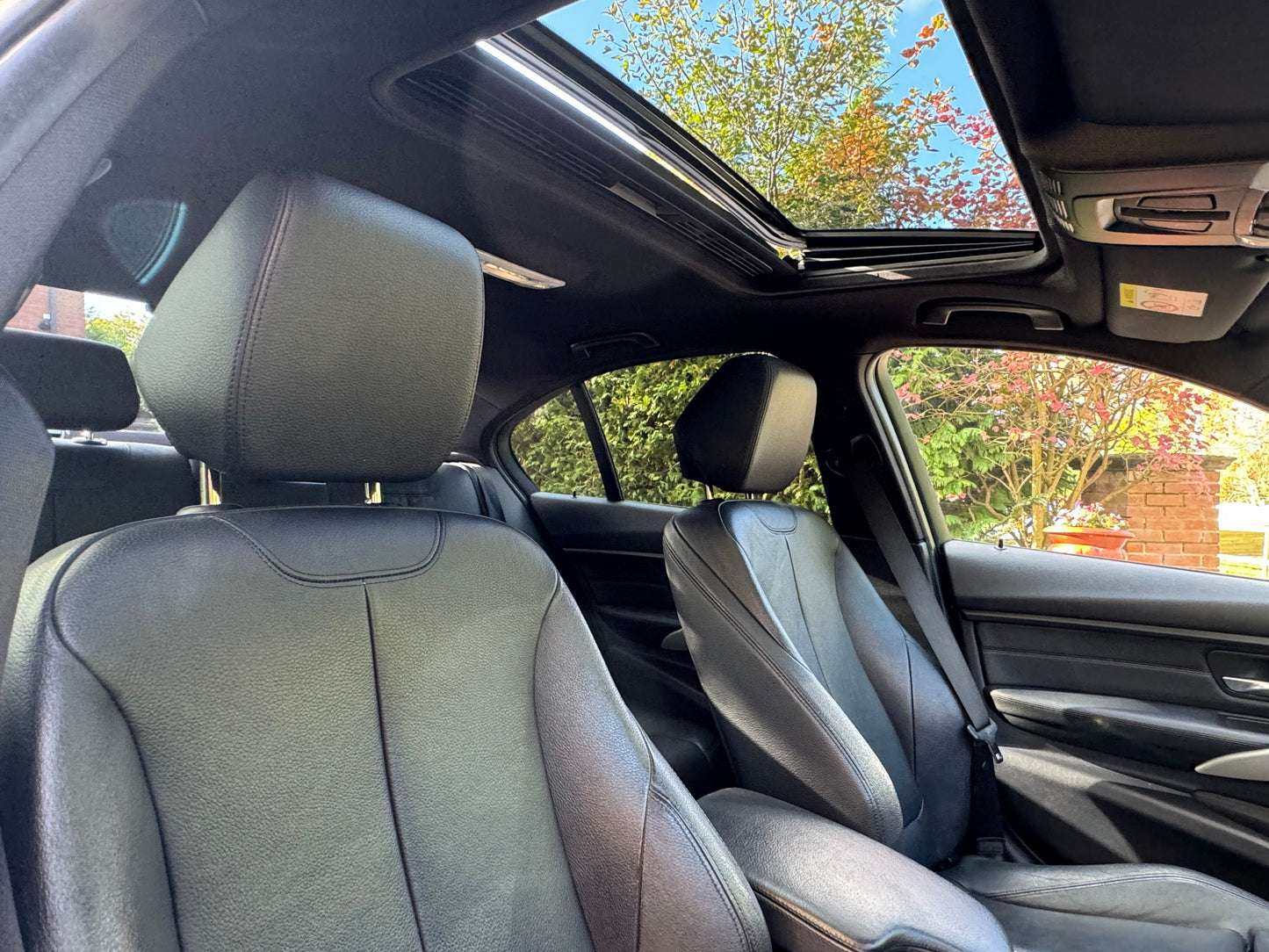 BMW 3 Series, M Sport, 318d, Saloon - YE14LWM